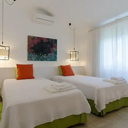 Colom Holiday home Quarteira